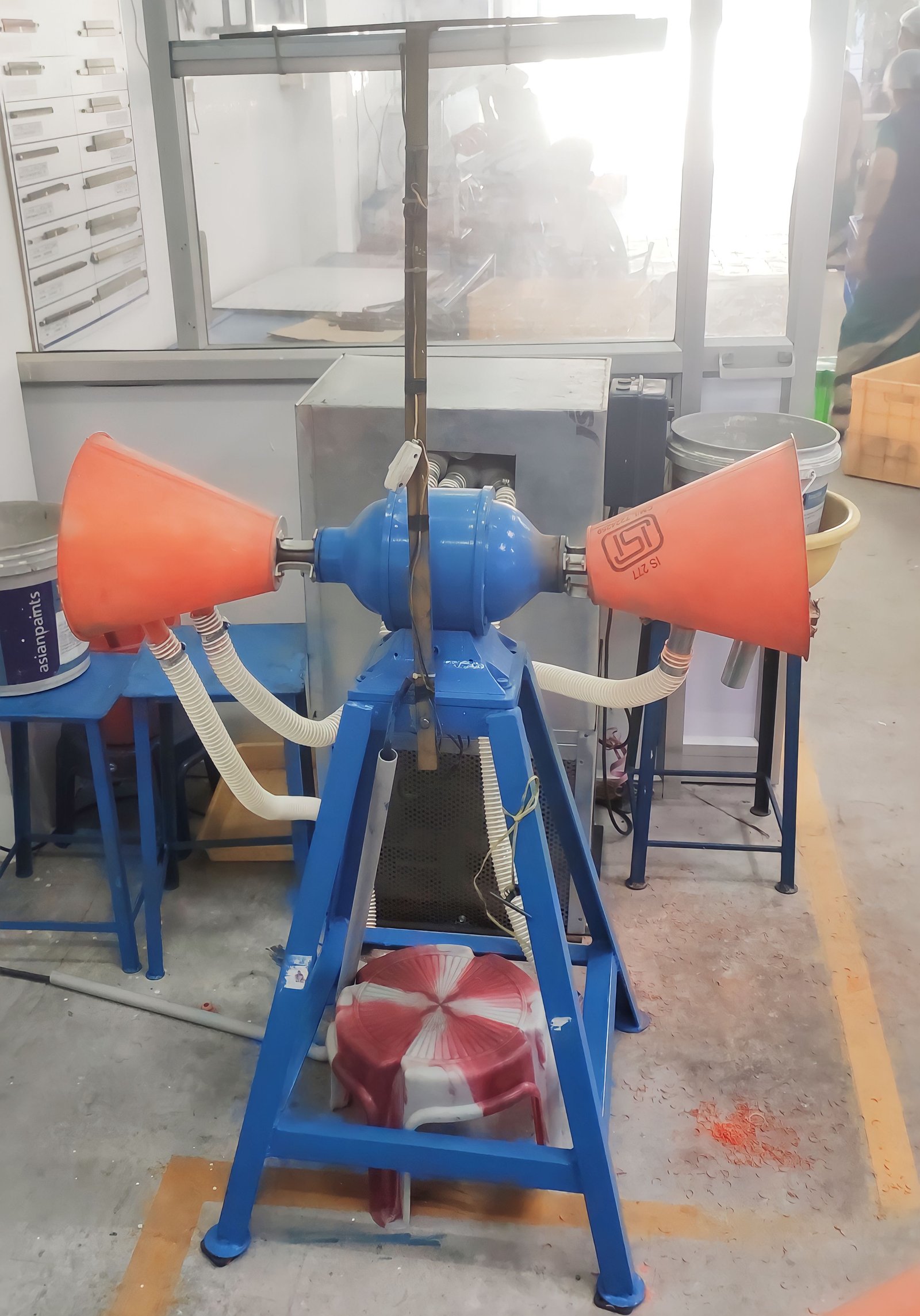 Buffing Machine of the cone type dust collector